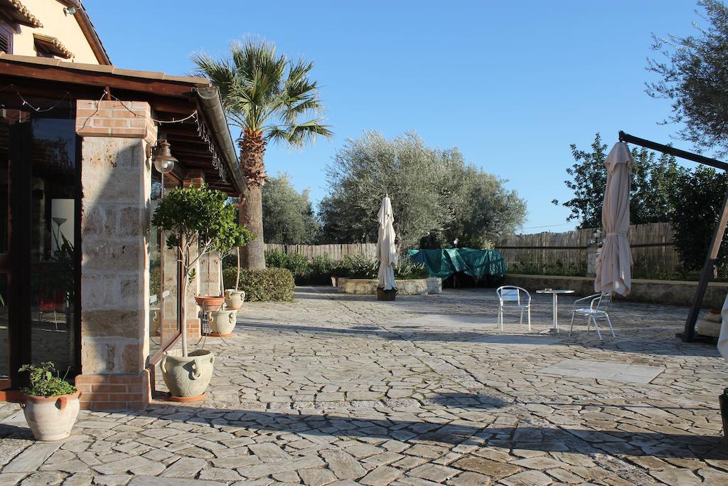 B&B Casale Siciliano Di Miryam Tiralongo Avola Exteriör bild