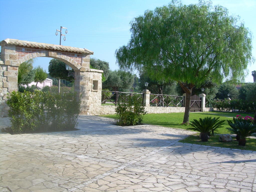 B&B Casale Siciliano Di Miryam Tiralongo Avola Exteriör bild