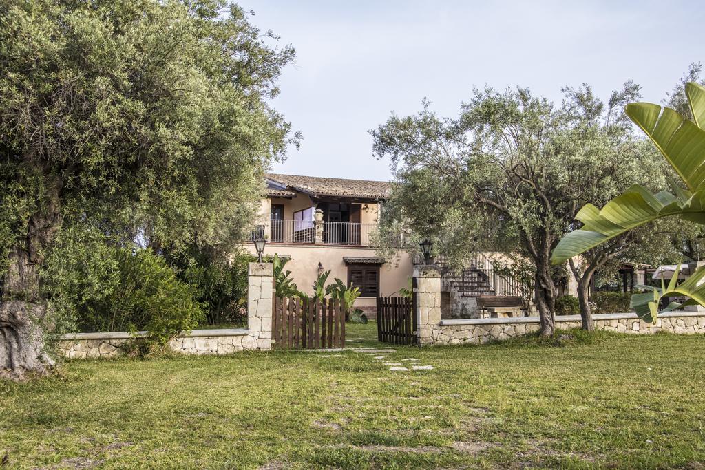 B&B Casale Siciliano Di Miryam Tiralongo Avola Exteriör bild