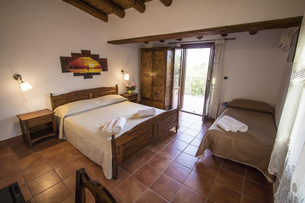 B&B Casale Siciliano Di Miryam Tiralongo Avola Exteriör bild